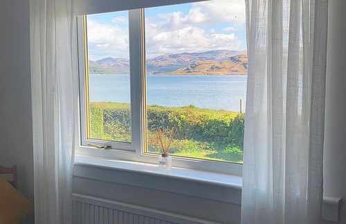 Tighnabruaich Cottage | 3 bedroom accommodation in Kames, near Tighnabruaich
