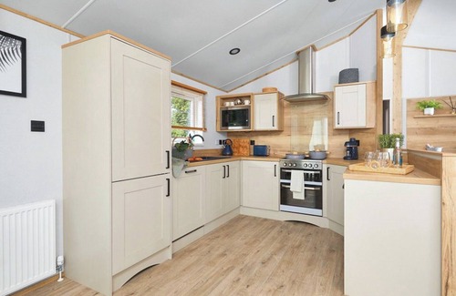 Aberystwyth Cabin | 3 bedroom accommodation in Clarach Bay, Nr Aberystwyth