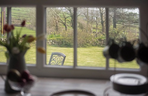 Garn Fadryn Cottage | 3 bedroom accommodation in Llaniestyn, near Abersoch