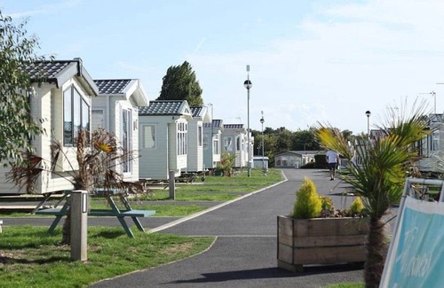 Colchester House | 3 bedroom accommodation in Mersea Island, Colchester