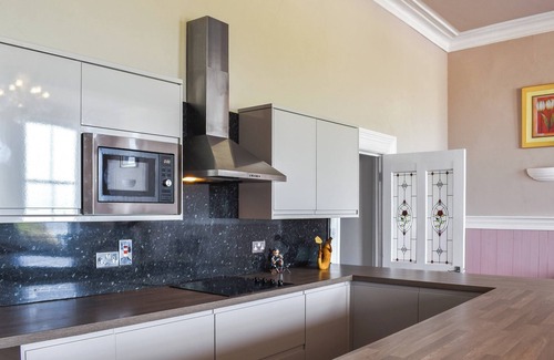 Hele Apartment | 3 bedroom accommodation in Ilfracombe