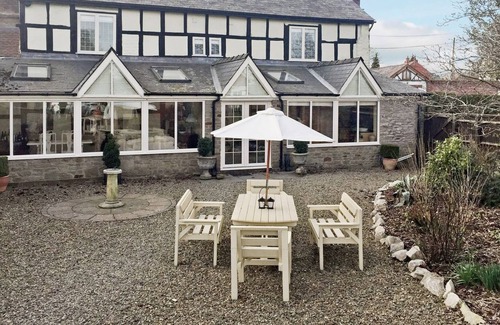 Leominster Cottage | 3 bedroom accommodation in Kingsland, near Leominster