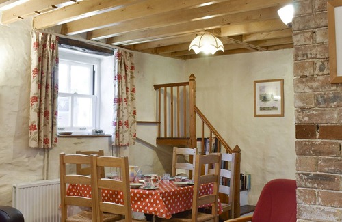 Llwyngwril Cottage | 3 bedroom accommodation in Llwyngwril, near Barmouth