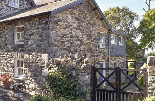Llwyngwril Cottage | 3 bedroom accommodation in Llwyngwril, near Barmouth