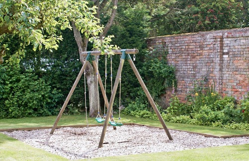 Cayton Cottage | 3 bedroom accommodation in Killerby, Cayton, near Scarborough