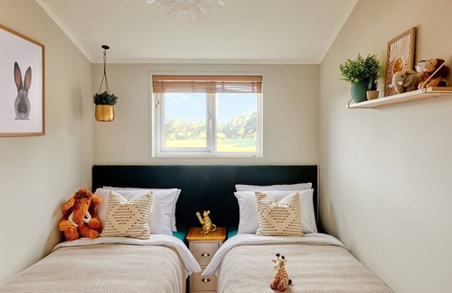 Ellesmere Cabin | 3 bedroom accommodation in Ellesmere