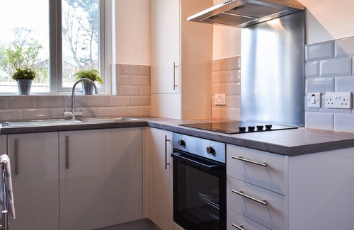 Morecambe Cottage | 3 bedroom accommodation in Morecambe, near Lancaster