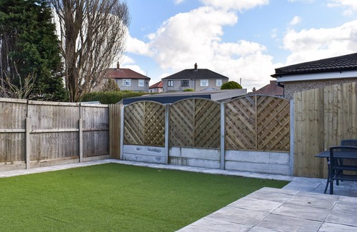 Morecambe Cottage | 3 bedroom accommodation in Morecambe, near Lancaster