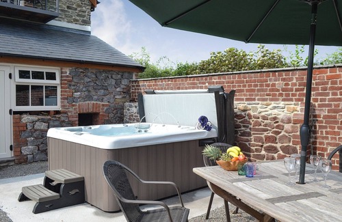 Porthyrhyd Cottage | 3 bedroom accommodation in Llanddarog, near Carmarthen