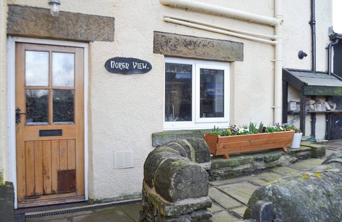 Peak District Cottage | 3 bedroom accommodation in Bradwell