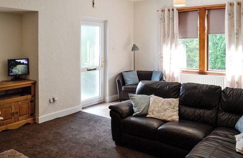 Dumfries Cottage | 3 bedroom accommodation in Mabie, near Dumfries