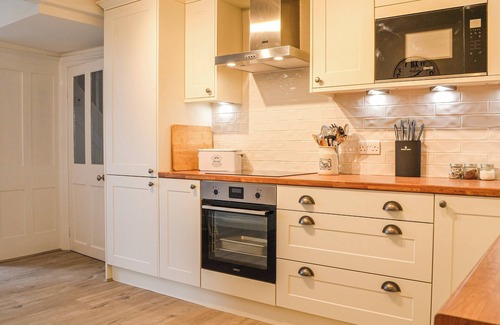 Driffield Cottage | 3 bedroom accommodation in Gembling