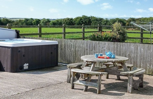 Rhosybol Cottage | 3 bedroom accommodation in Llandyfrydog, near Amlwch