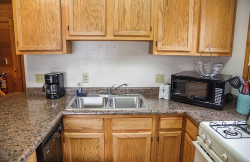 Red River Cabin | 3 bedroom accommodation in Red River