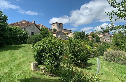 Lusignac House | 3 bedroom accommodation in Lusignac