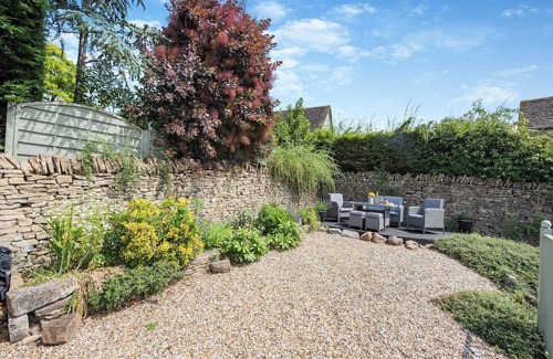 Burford Cottage | 3 bedroom accommodation in Fulbrook, near Chipping Norton