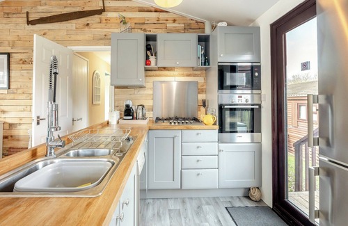 Cowes Cottage | 3 bedroom accommodation in Gurnard