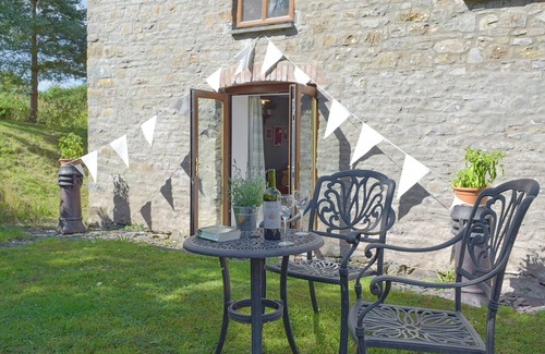 Llanybri Cottage | 3 bedroom accommodation in Llanybri, near Carmarthen