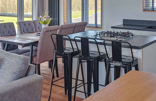 Newbury Ski Chalet | 3 bedroom accommodation in Newbury