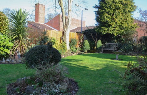 Offord Cluny Cottage | 3 bedroom accommodation in Offord D&rsquo;Arcy, near Godmanchester
