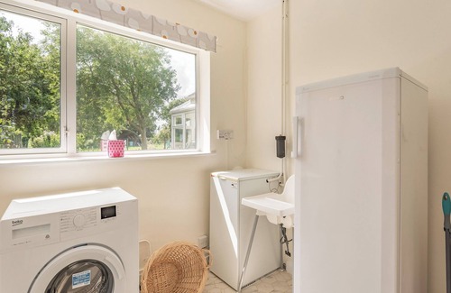 Alford Cottage | 3 bedroom accommodation in Sloothby, near Alford