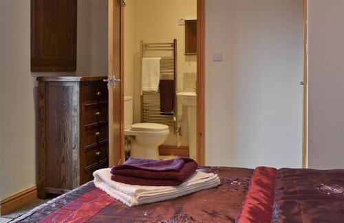 Aubourn Cottage | 3 bedroom accommodation in Thorpe on the Hill, near Lincoln