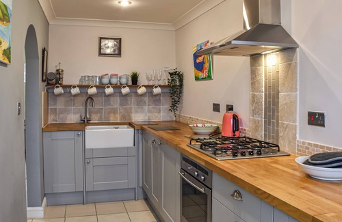 Hopton Cottage | 3 bedroom accommodation in Gorleston-on-Sea, near Great Yarmouth