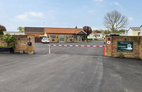 Asenby Cottage | 3 bedroom accommodation in Topcliffe, near Thirsk