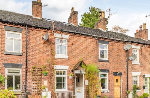 Leek Cottage | 3 bedroom accommodation in Cheddleton, Near Leek