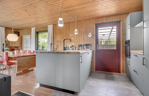 Øer Strand House | 3 bedroom amazing home in Ebeltoft