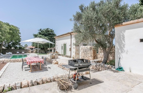 Ragusa House | 3 bedroom amazing home in Ragusa