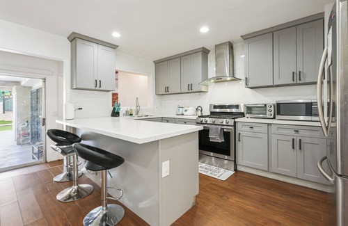 Oak Park House | 3-bedroom and 3-bathroom home in the heart of San Diego, 12 minutes to downtown