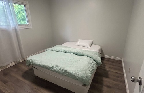 White Oaks House | 3 bedroom and one sofa bed house in London