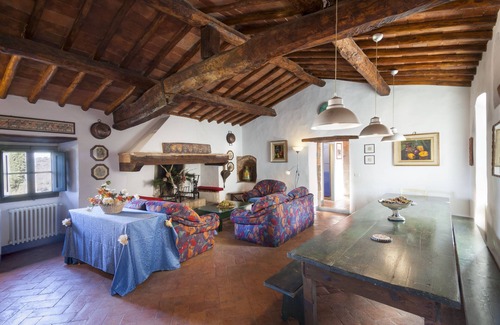 Greve in Chianti Apartment | 3 bedroom apartment in agricultural domain with swimming pool