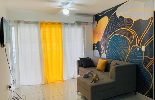 La Romana Apartment | 3-bedroom apartment in marvelous La Romana with WiFi, AC