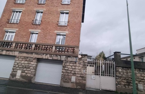 Arcueil Apartment | 3 Bedroom Apartment - Near Paris & Beautiful Views