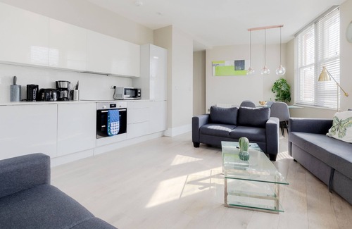 Bryanston and Dorset Square Apartment | 3 Bedroom Apartment opposite Edgware Road Station
