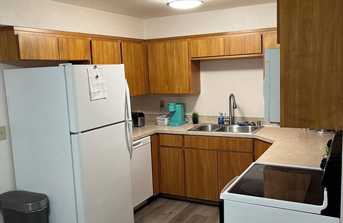 Bonney Lake Apartment | 3-bedroom apartment in fabulous Bonney Lake with WiFi, AC. Enjoy