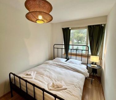 Seebach Apartment | 3 Bedroom Apartment with Balcony, 26 min to Zurich Center