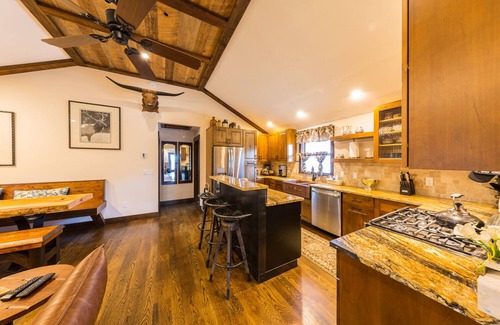Crested Butte Apartment | 3 Bedroom Apt in the Heart of Crested Butte!