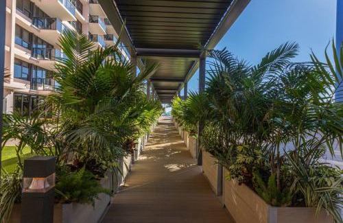 Mid Beach Apartment | 3 Bedroom Apt Ocean-Front Resort The Alexander