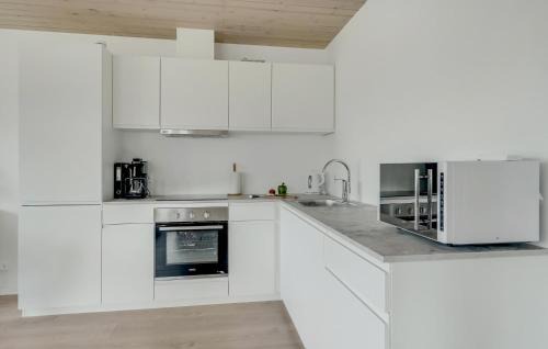 Store Kongsmark Apartment | 3 Bedroom Awesome Apartment In Slagelse