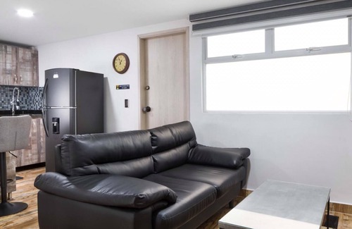 El Poblado Apartment | 3 Bedroom Balcony 3 Hot Tubs AC security