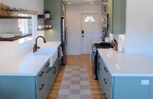 Bay Ho House | 3-bedroom Beach style Bungalow in sunny San Diego!