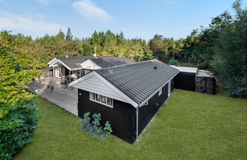 Henne House | 3 bedroom beautiful home in Henne