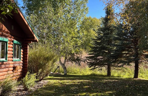 Bozeman Cabin | 3-bedroom cabin in beautiful Bridger Canyon