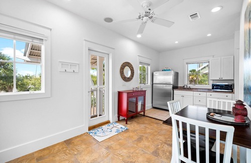 Port St. Joe House | 3 bedroom + Carriage House | Waterfront Access, Pool, Golf Cart, & Hot Tub