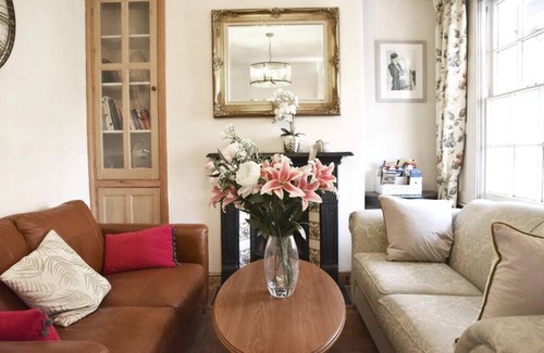 Shrewsbury House | 3 Bedroom Character Property in Shrewsbury