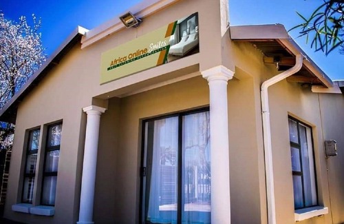 Universitas Apartment | 3 Bedroom, Close to shopping malls.