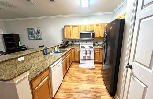 Ocean City Condo | 3-bedroom condo in charming Fort Walton Beach with WiFi, AC